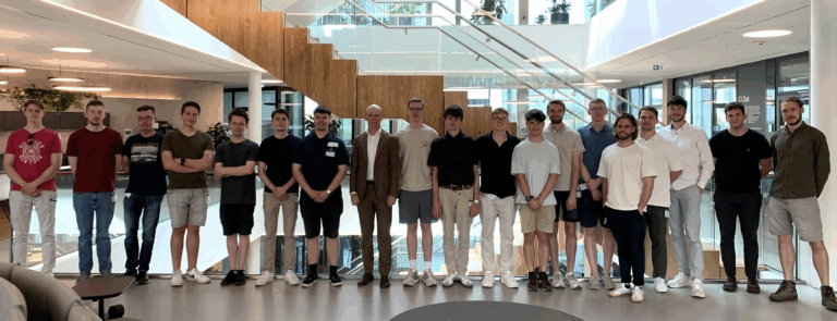 Students from KTmfk on an excursion to Schaeffler in Herzogenaurach